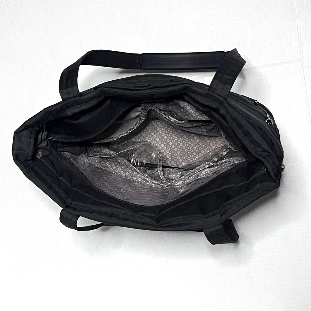 LUG Taxi Shoulder Tote Bag - Picture 8 of 15